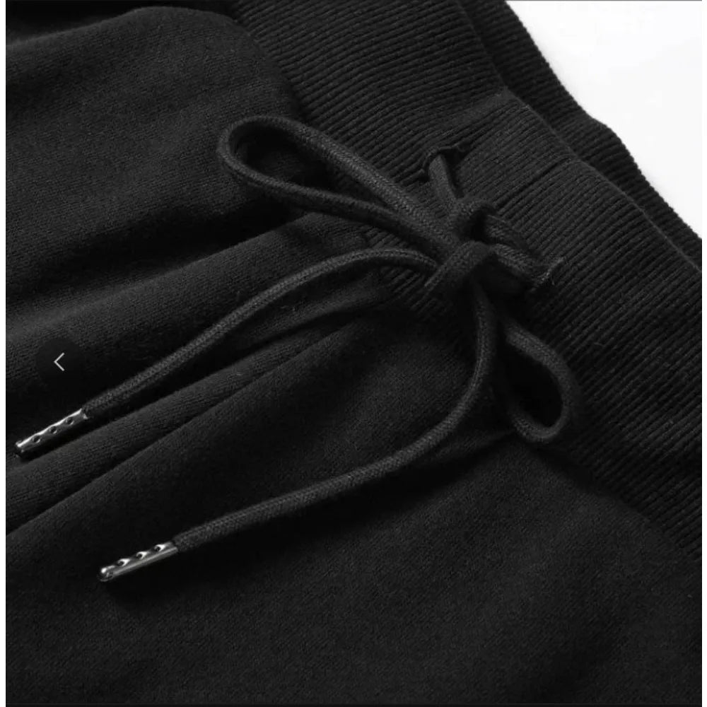 Trendy and Versatile Black Shorts for Boys Summer 2026 New Breathable Casual Five Quarter Pants Loose Straight Sports Pants