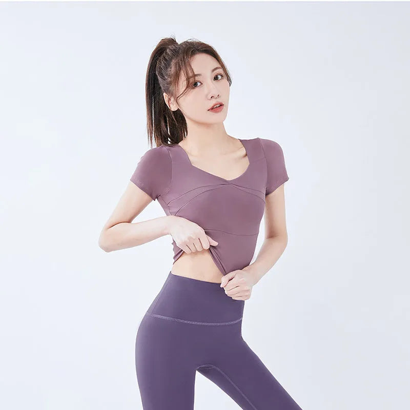 Slim Solid T Shirts for Women with Chest Pads Yoga T Shirts Gym Trainning Running High Elastic Fashion Knit Fitness Short Sleeve