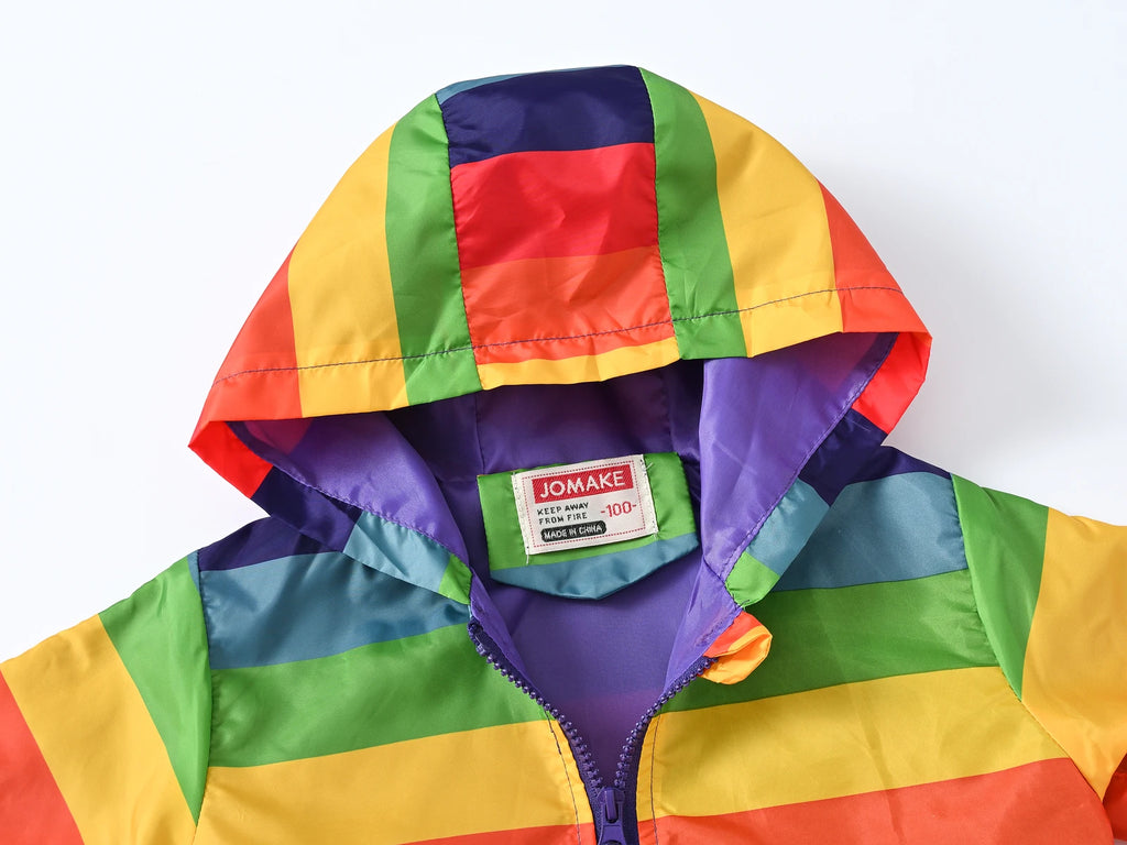 Boys' and girls' jackets are fashionable and comfortable, suitable for children aged 1-7T. Children's jackets