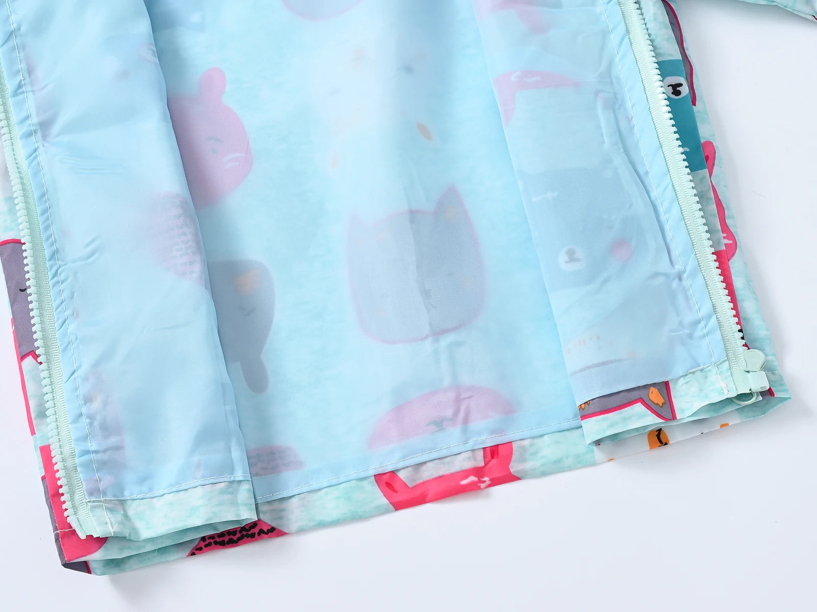 Boys' and girls' jackets are fashionable and comfortable, suitable for children aged 1-7T. Children's jackets